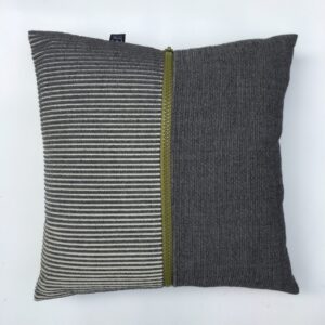 1+1 Design – Firkantet pude – Tokyo og Sort-hvid Chicago